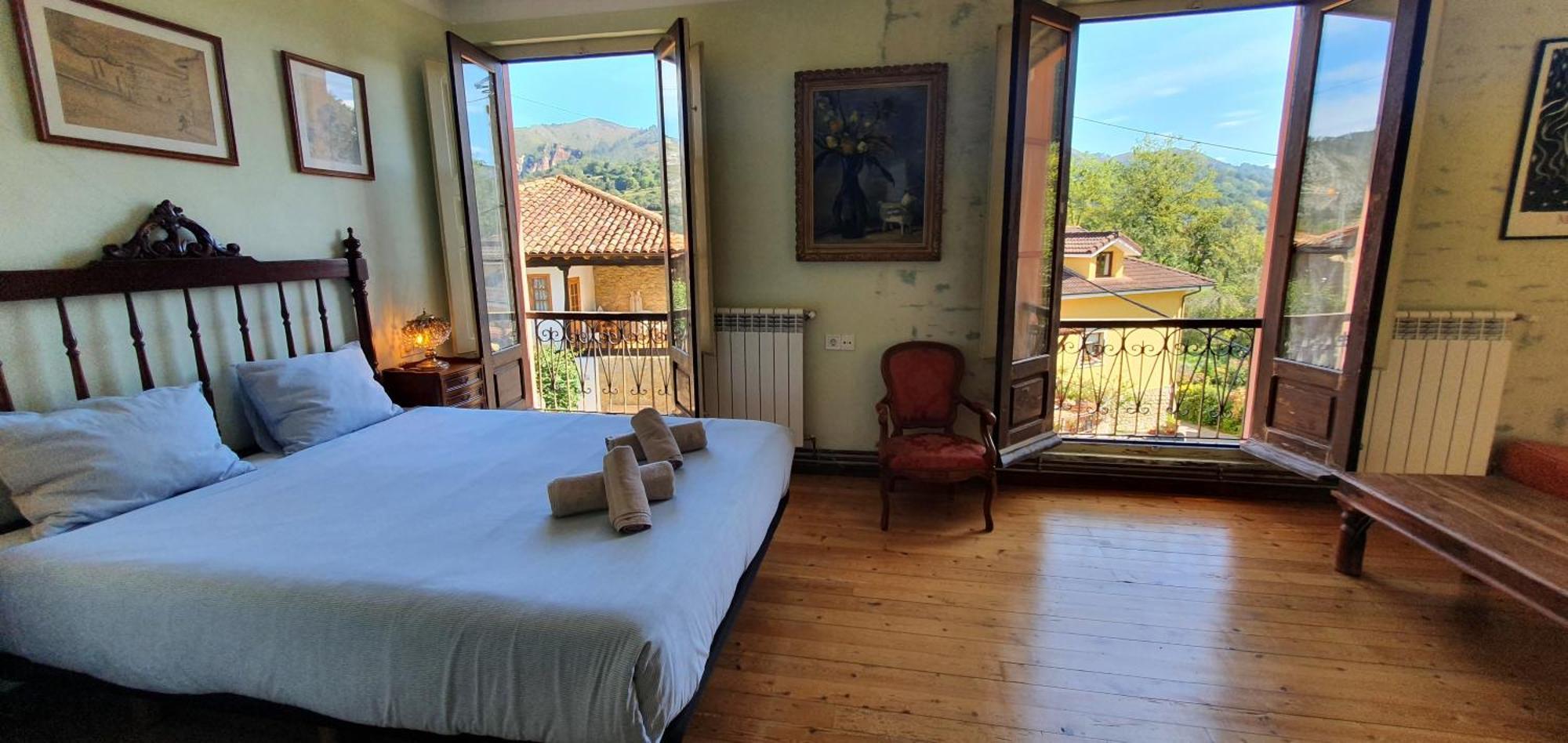 La Casona De La Vega Junto A Onís Buitenkant foto